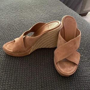 Tory Burch tan cork Wedges sandals slides shoes size 7.5 gold logo